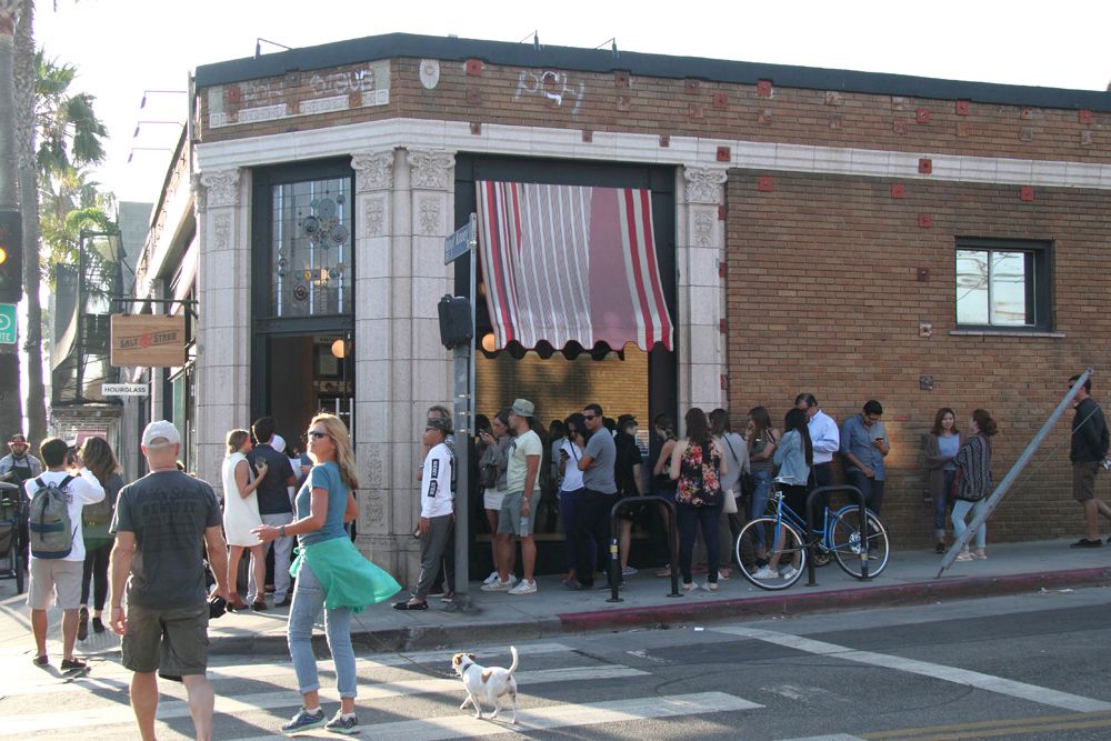 Line Waiting for Venice Restaurant